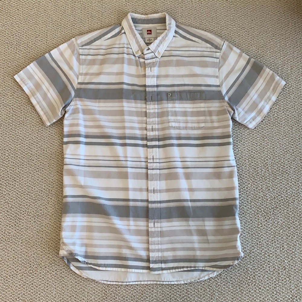 Brown collared Quicksilver button down shirt